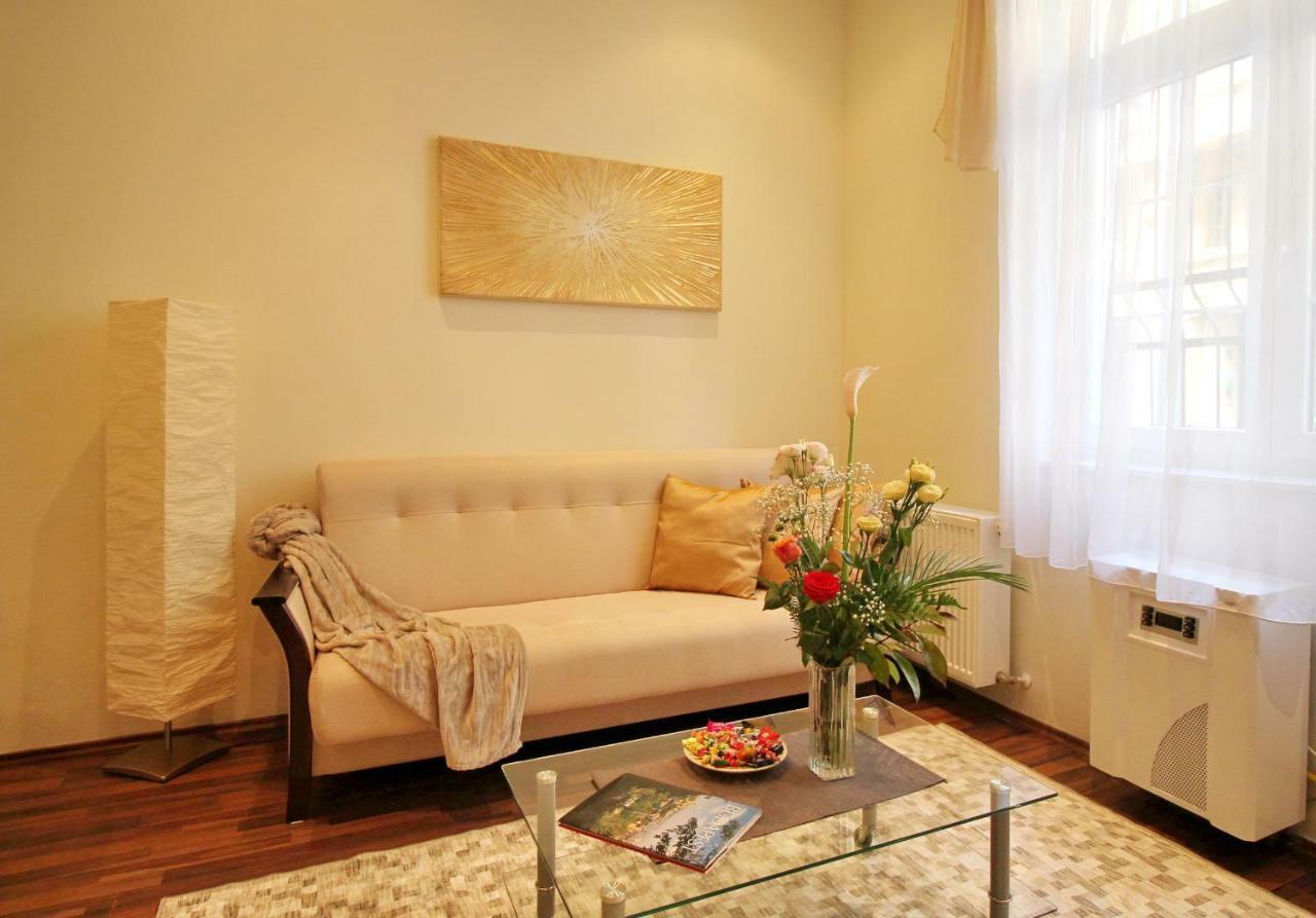 Castle Court Apartment Budapest Exterior foto