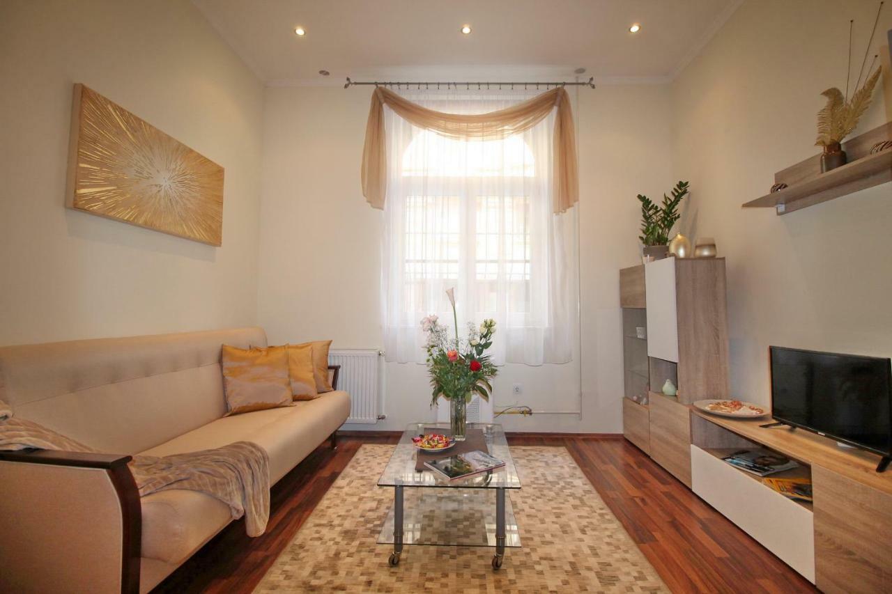 Castle Court Apartment Budapest Exterior foto