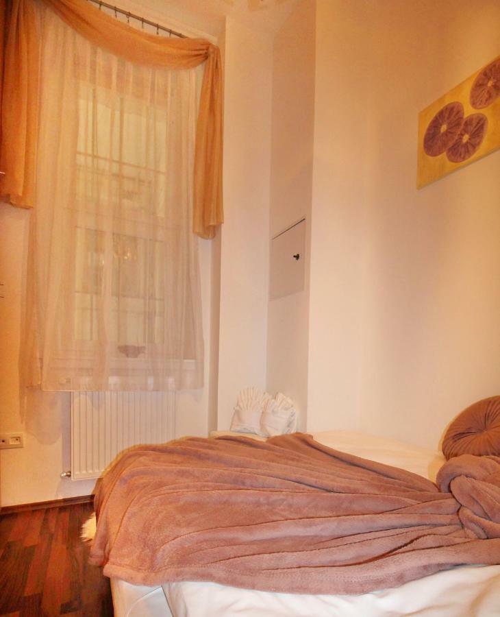 Castle Court Apartment Budapest Exterior foto